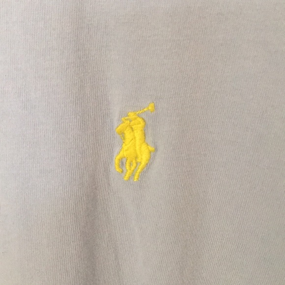 Ralph Lauren/polo t-shirt. - Picture 3 of 4